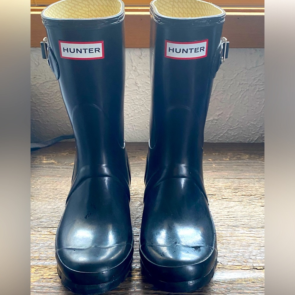 Hunter Black Rain Boots women’s 5